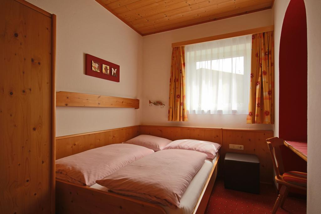 Pension Riedlsperger Saalbach-Hinterglemm Quarto foto