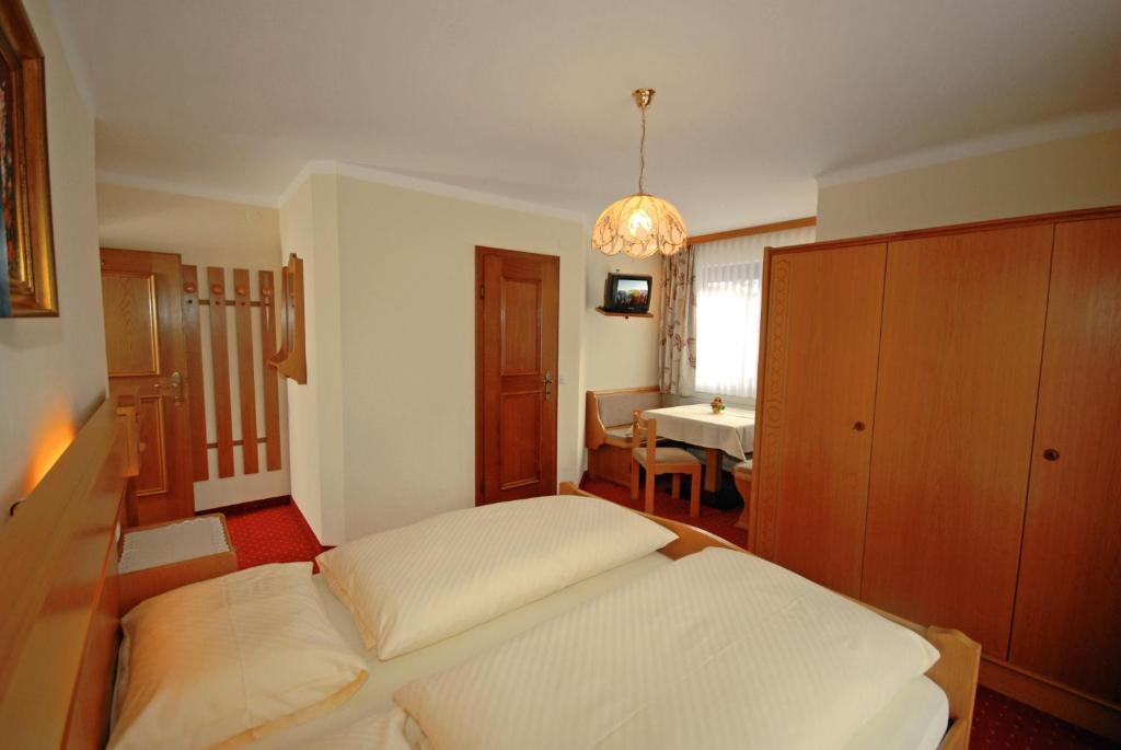 Pension Riedlsperger Saalbach-Hinterglemm Quarto foto