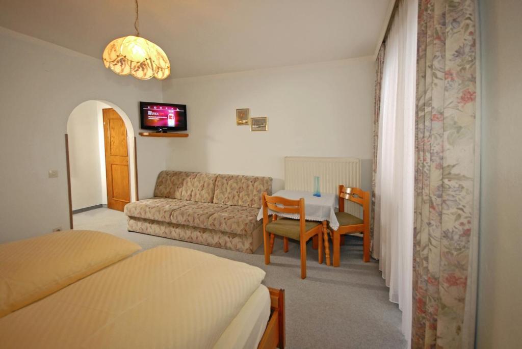 Pension Riedlsperger Saalbach-Hinterglemm Quarto foto